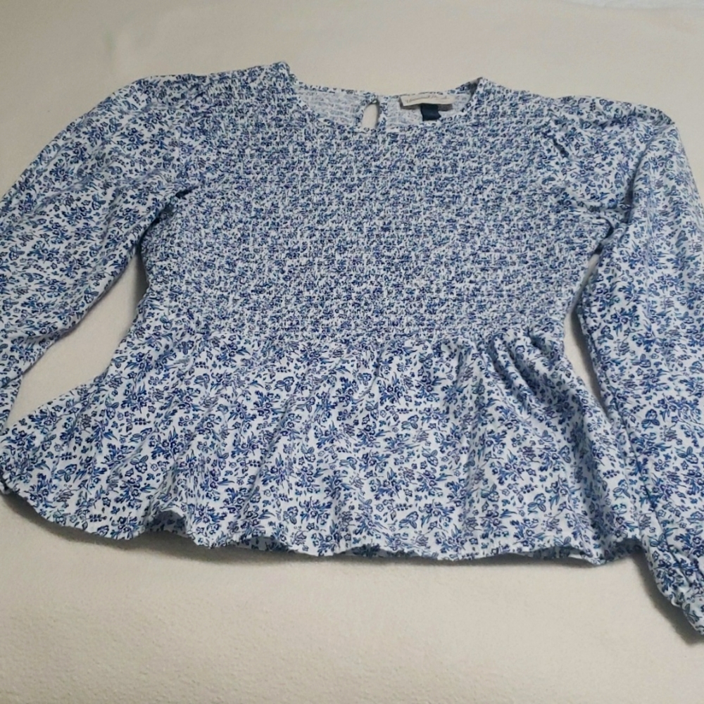 Floral top